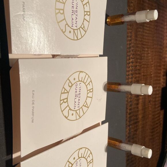 L'Instant De Guerlain by Guerlain, .05 oz EDP Spray for Women VTG Travel Samples - Picture 2 of 8